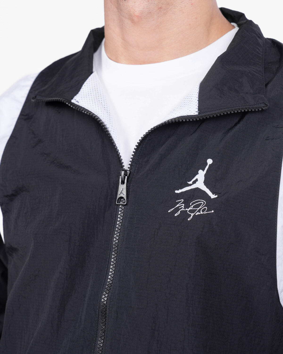 Jordan jacket outlet black and white